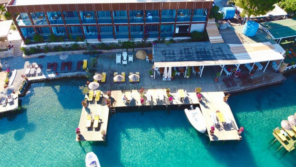 Moonlight Boutique Hotel - בוזבורון מראה חיצוני תמונה