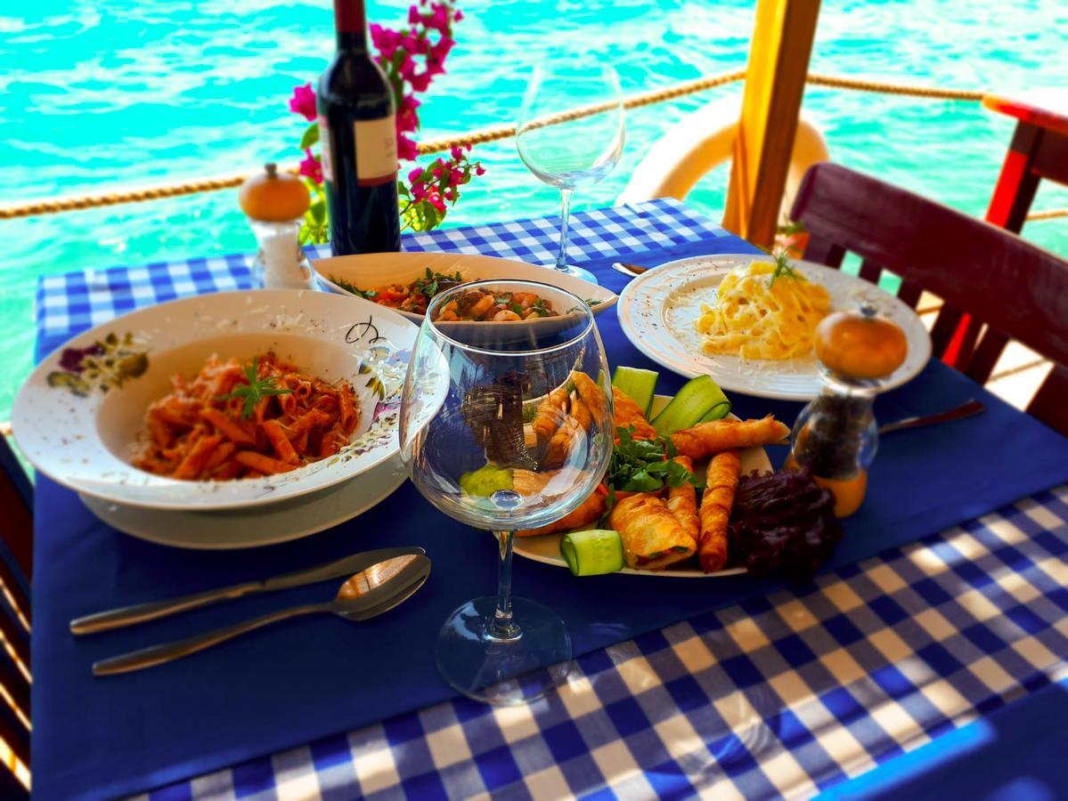 Moonlight Boutique Hotel - בוזבורון מראה חיצוני תמונה